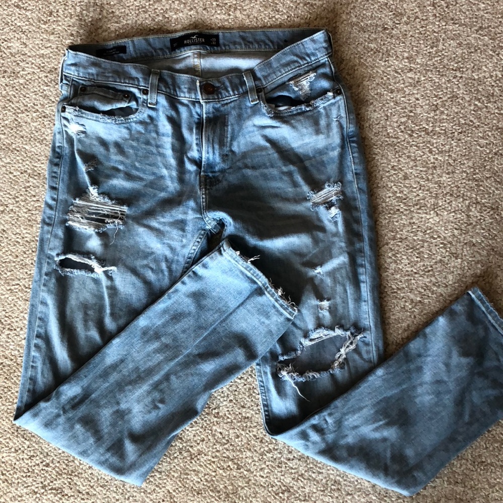 Men’s Hollister Distressed Jeans